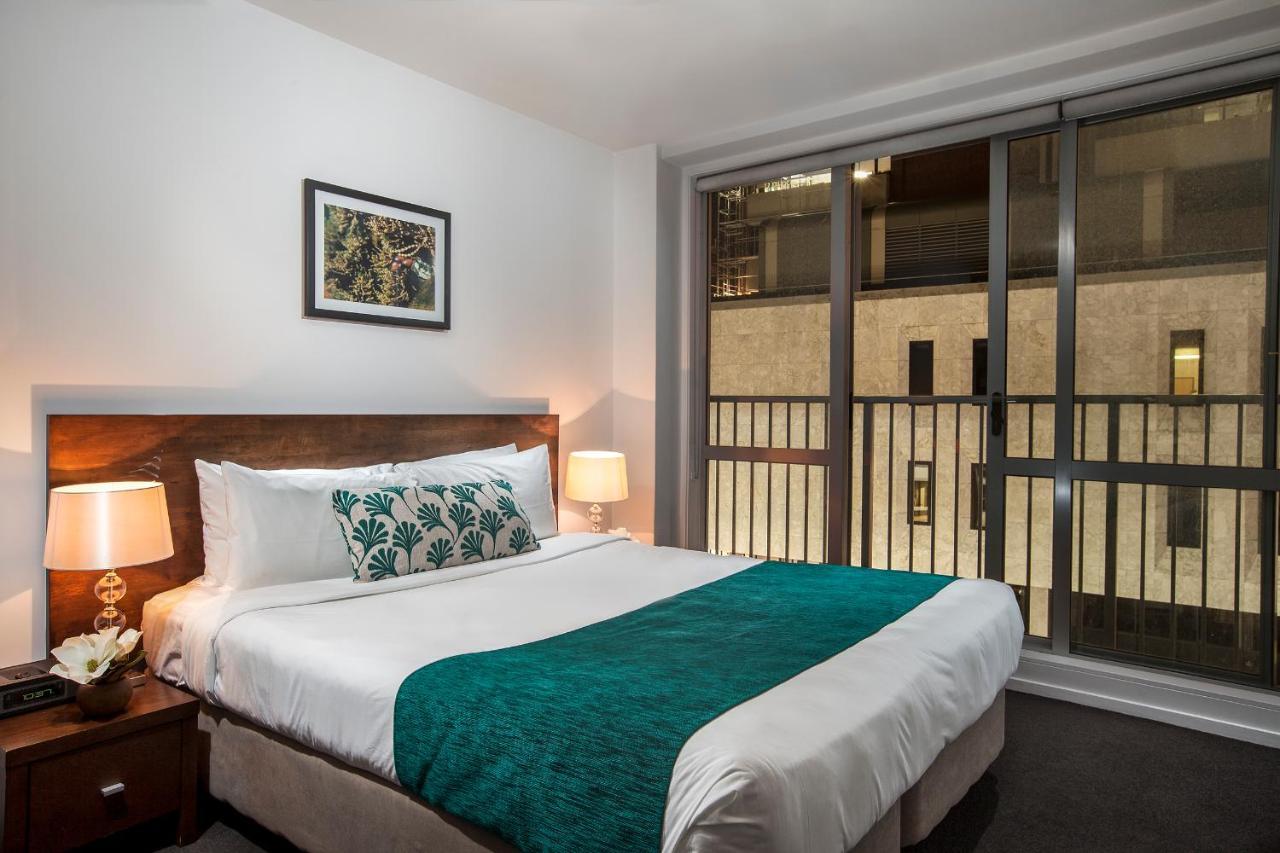 BARCLAY SUITES AUCKLAND